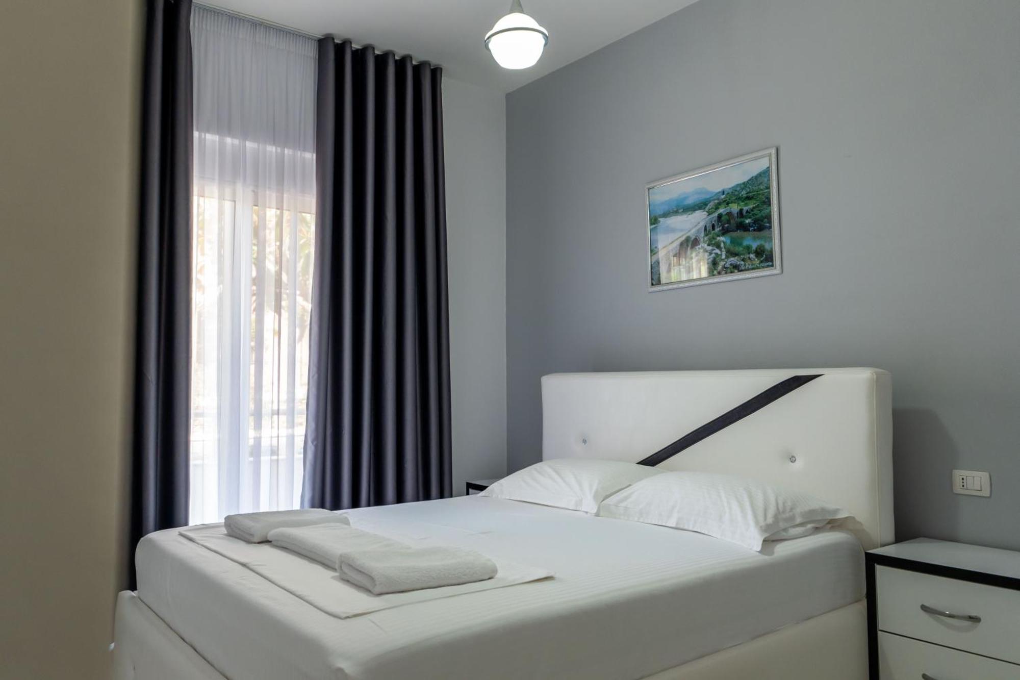 Hotel Artur2 Ксамил Экстерьер фото